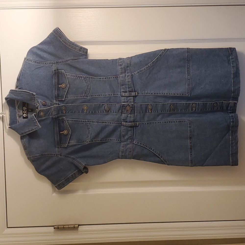 New w/out Tags Womens Denim Dress Size M by Rewash